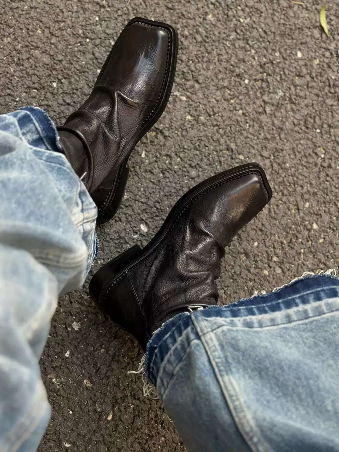 Black Leather Marlow Crease Boot - Private property