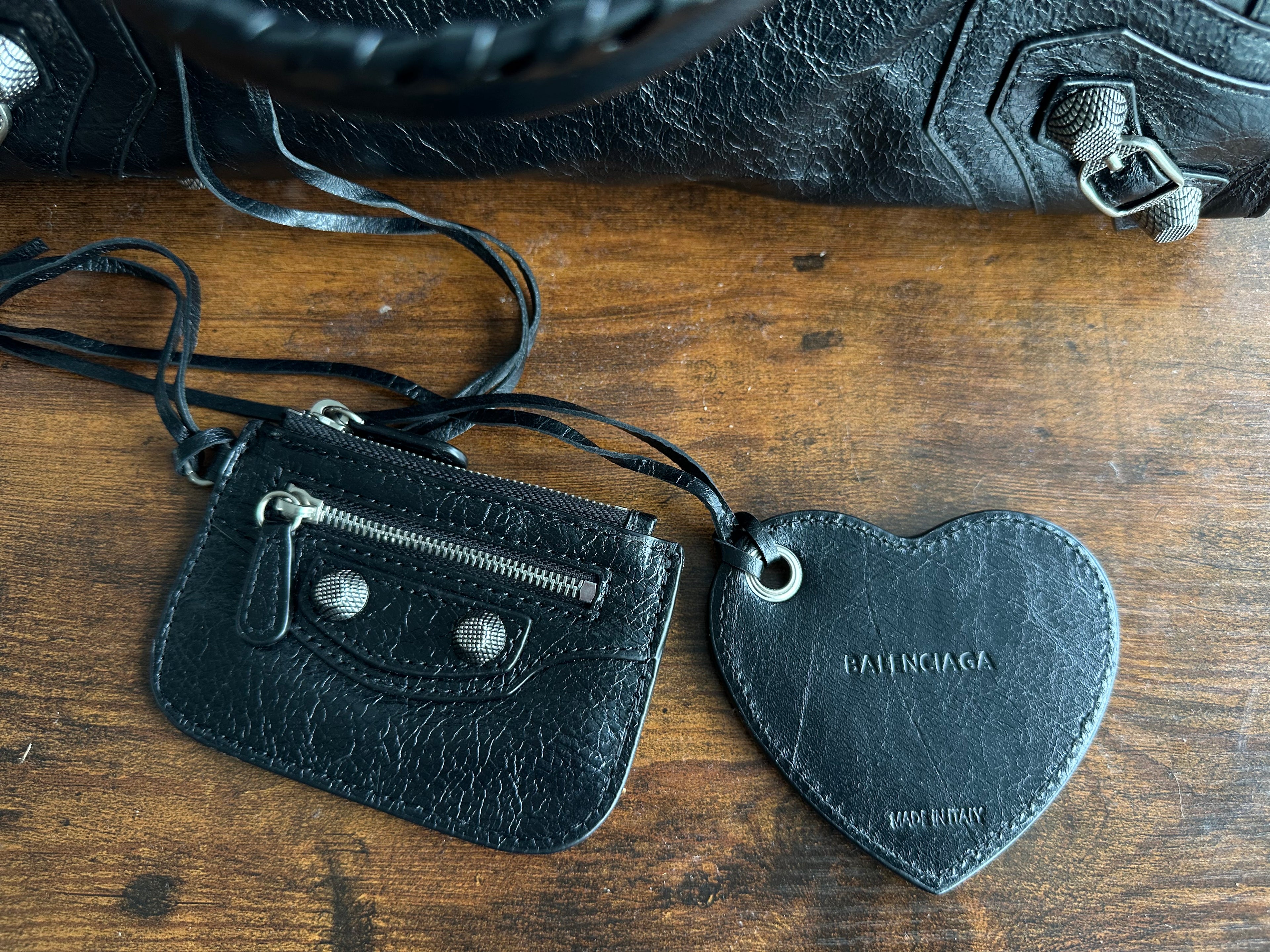 Archive leather stud bag - Private property