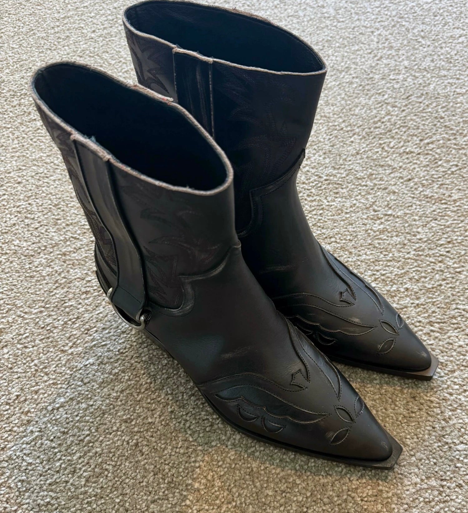 Archive Black new rock Leather heeled Boot - Private property