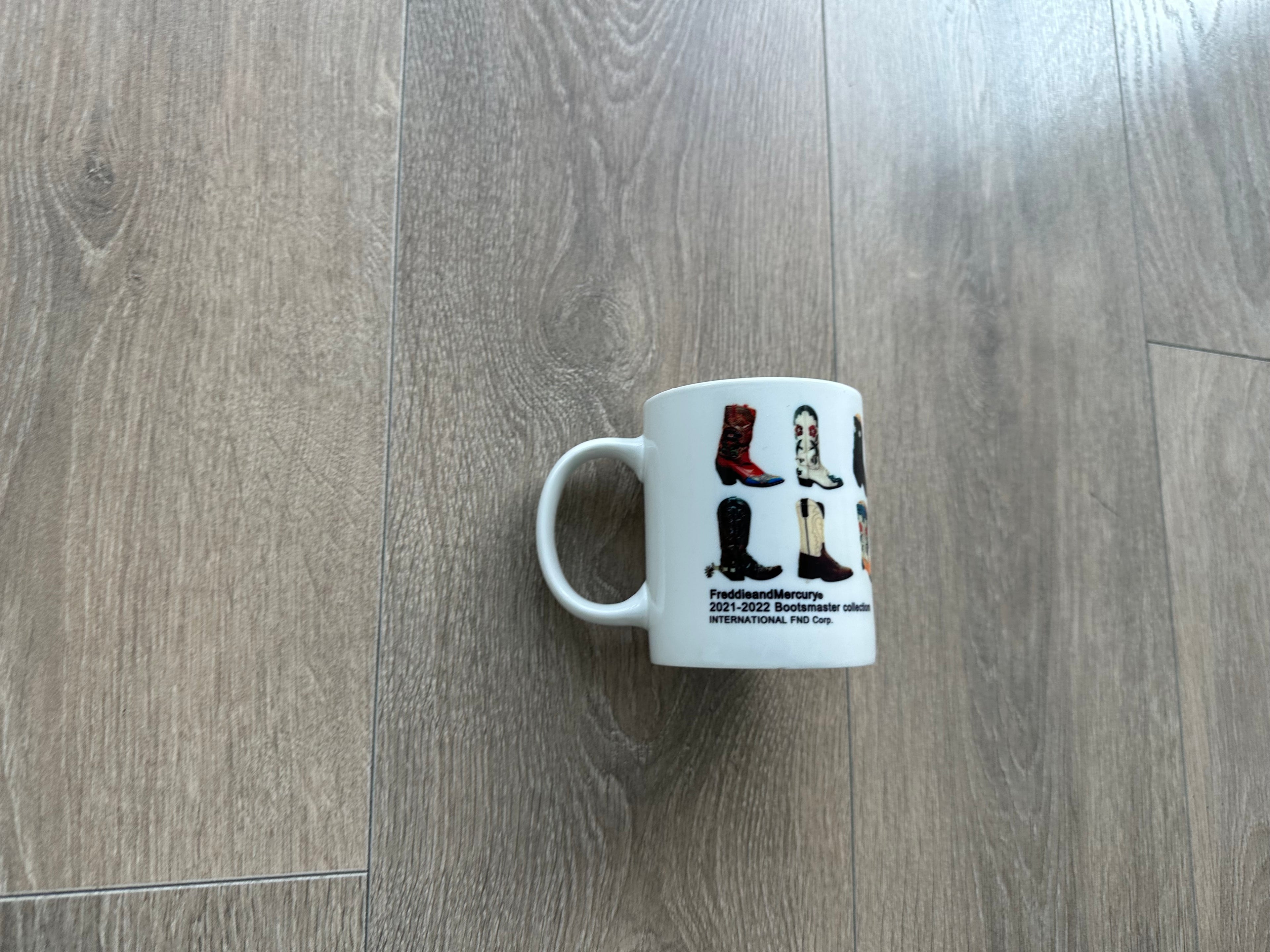 Vintage boots graph mug *limited only* - Private property 