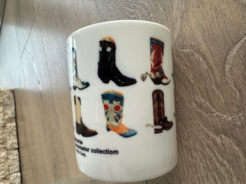 Vintage boots graph mug *limited only* - Private property 