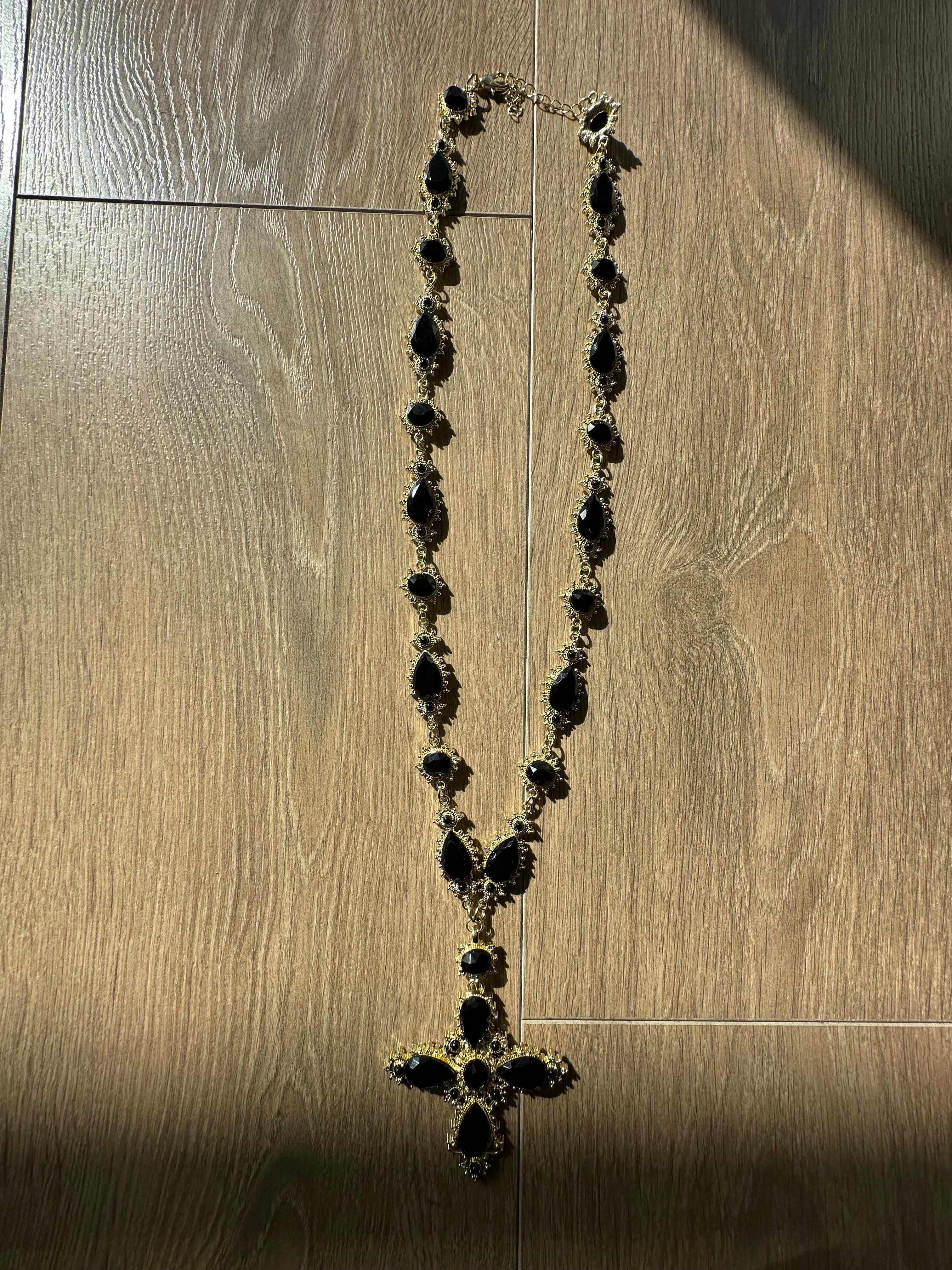 Black and gold art pendant necklace - Private property 