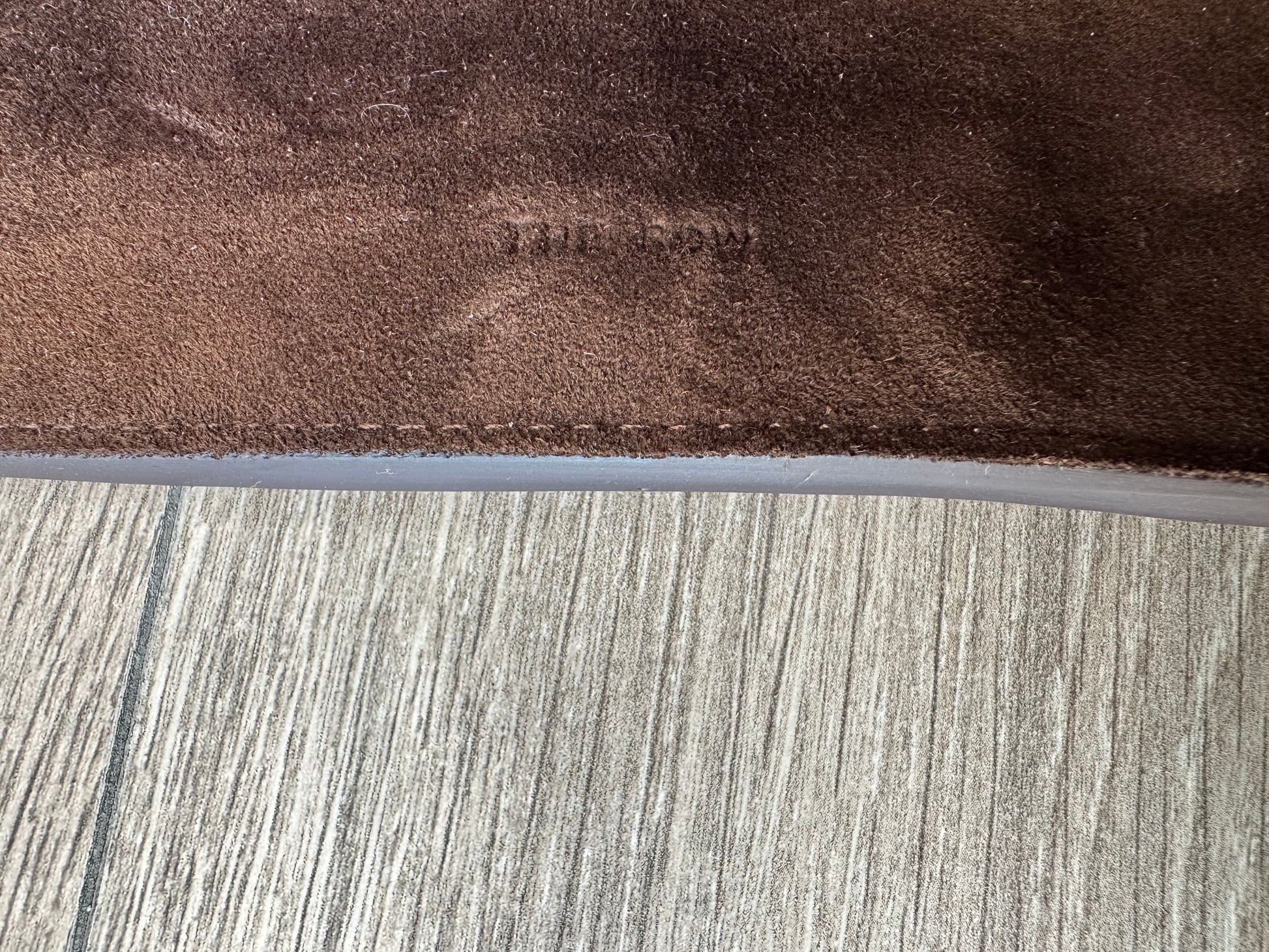 THE ROW SOFT MARGAUX 17 BAG IN SUEDE - Private property 