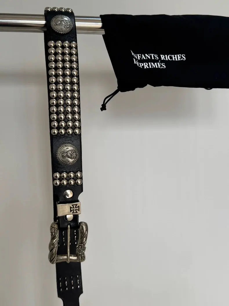 Erd ENFANTS RICHIES DEPRIMES BELT - Private property 