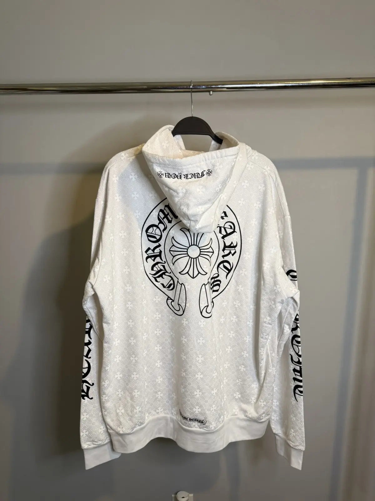 White chrome hearts zip up - Private property 
