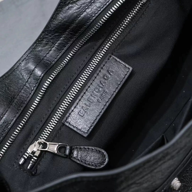 Balenciaga city leather stud bag - Private property 