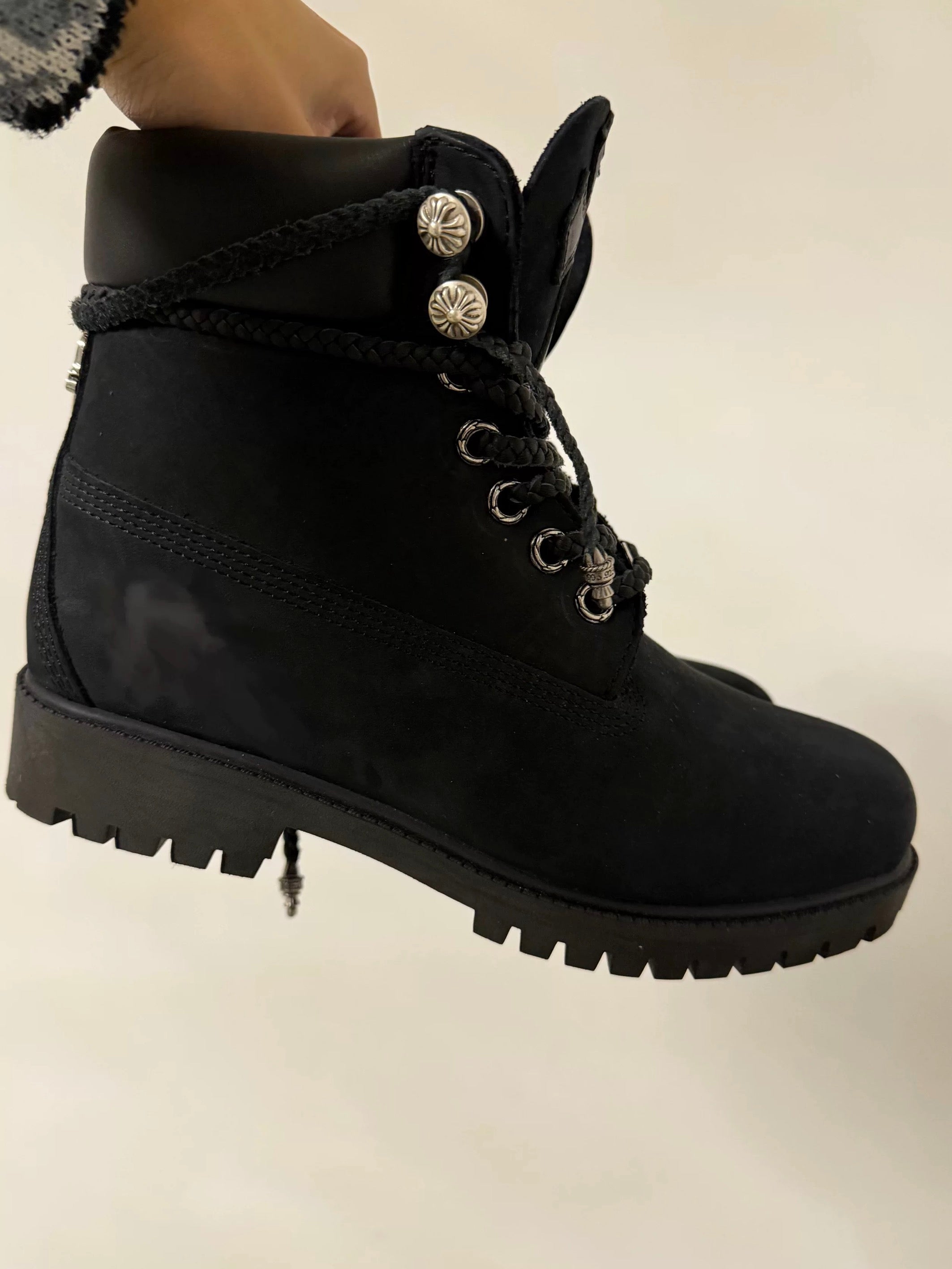 Noir Summit  Chrome  boot - Private property 