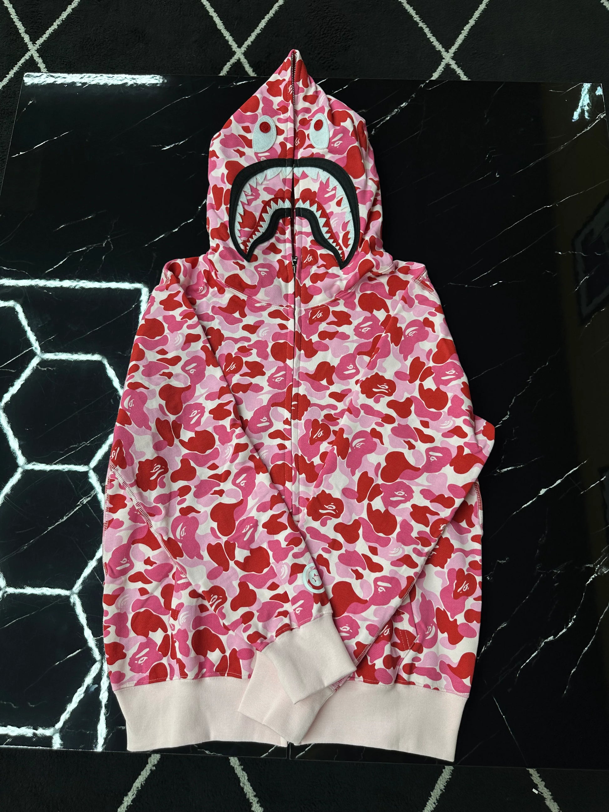 Bape camo hoodie (pink) - Private property 