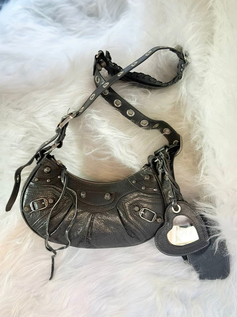 Balenciaga Le Cagole 
Shoulder Bag - Private property 