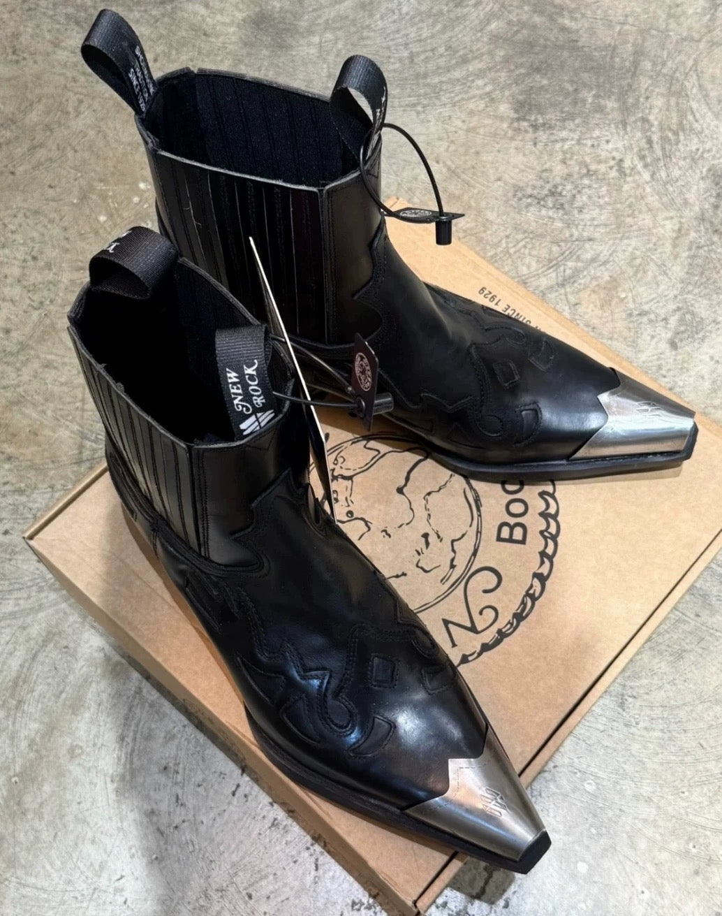 Archive Black new rock Leather Metal-Tipped  Boot - Private property 
