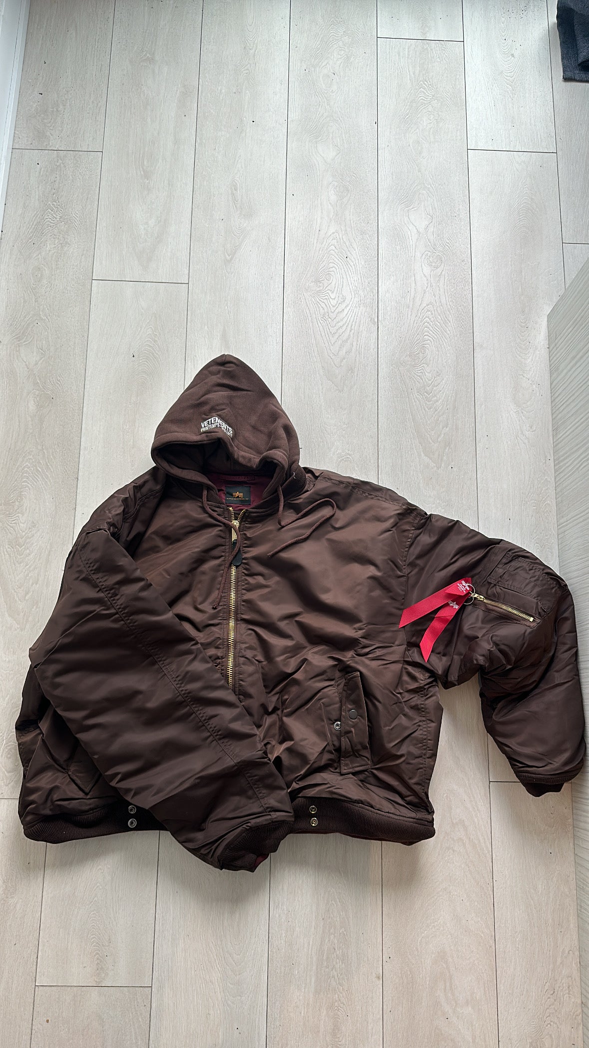 Vetements brown bomber jacket - Private property 