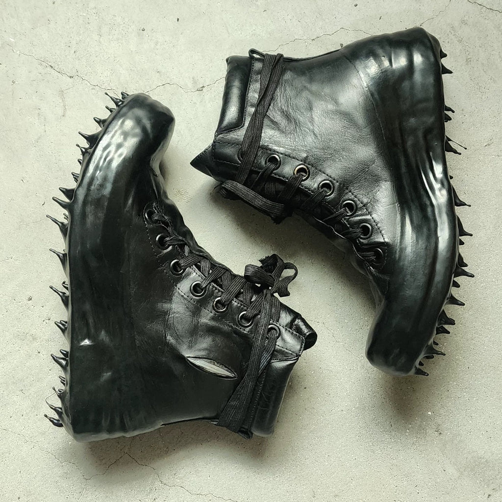 Apex Thorn Boot - Private property 