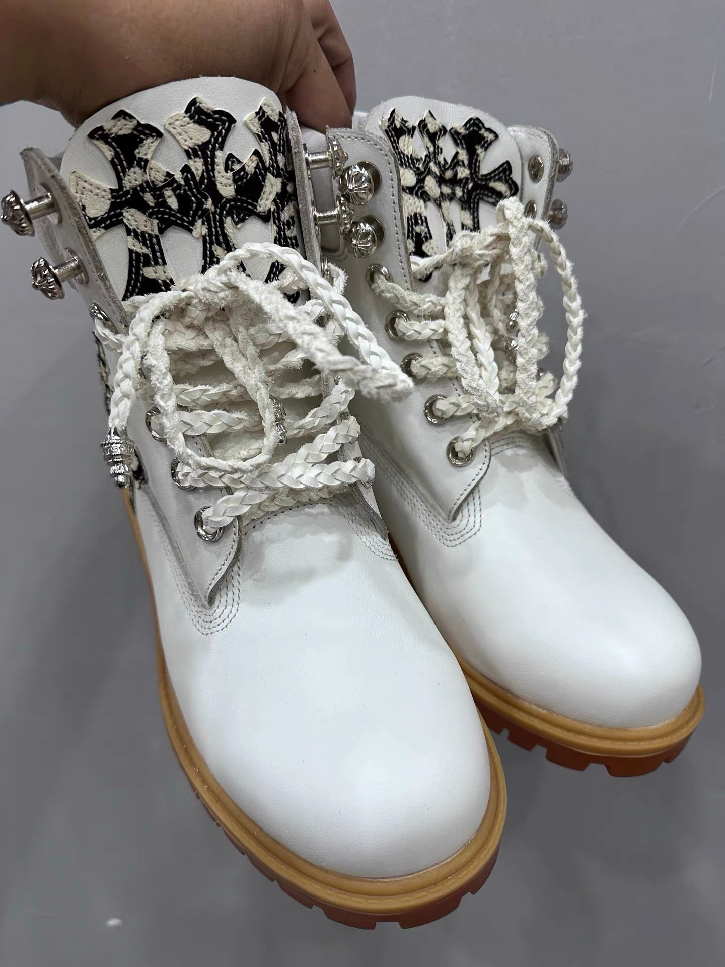 Snow leopard chrome   boots - Private property 