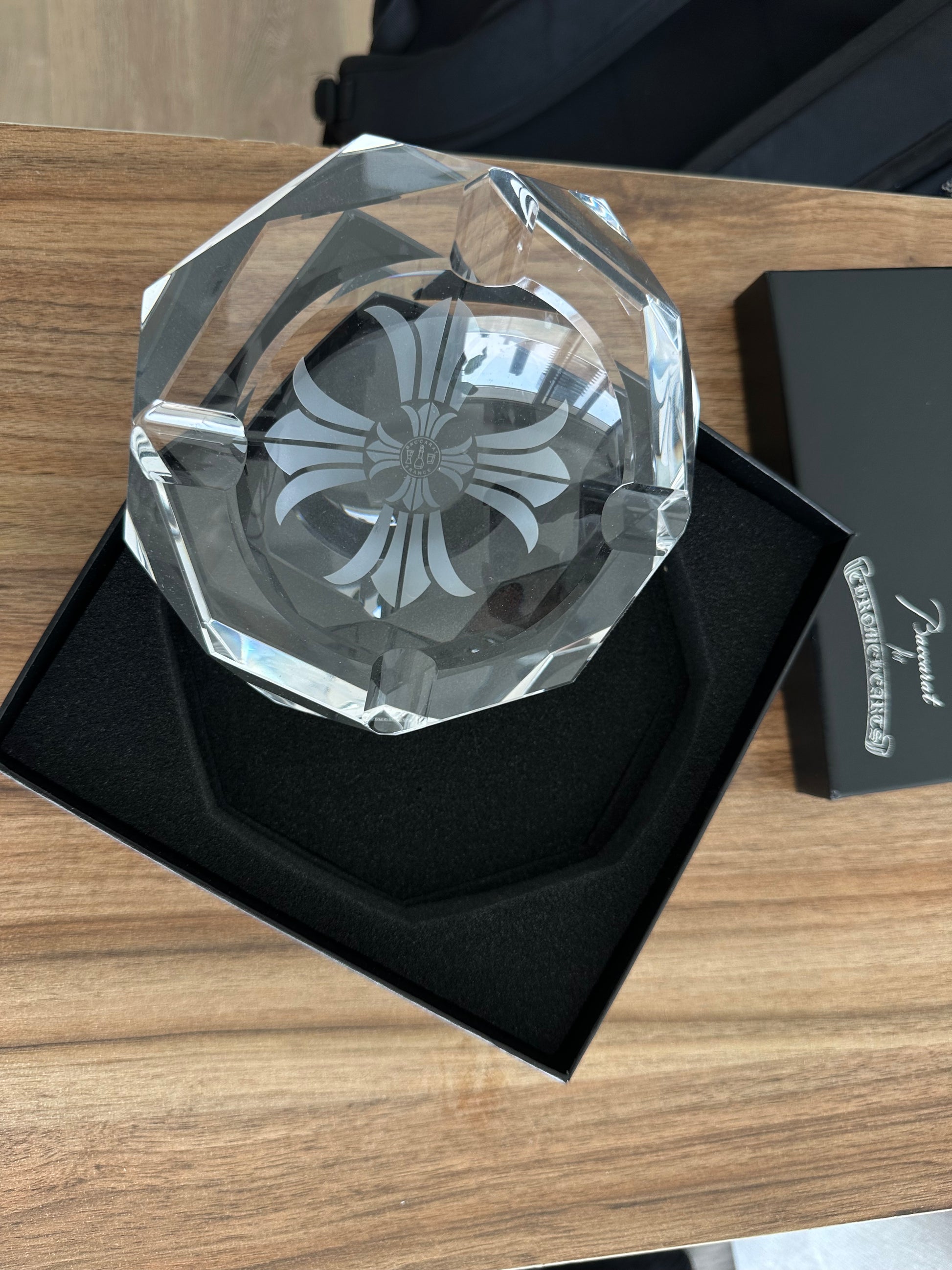 Chrome hearts baccarat glass ash tray - Private property 