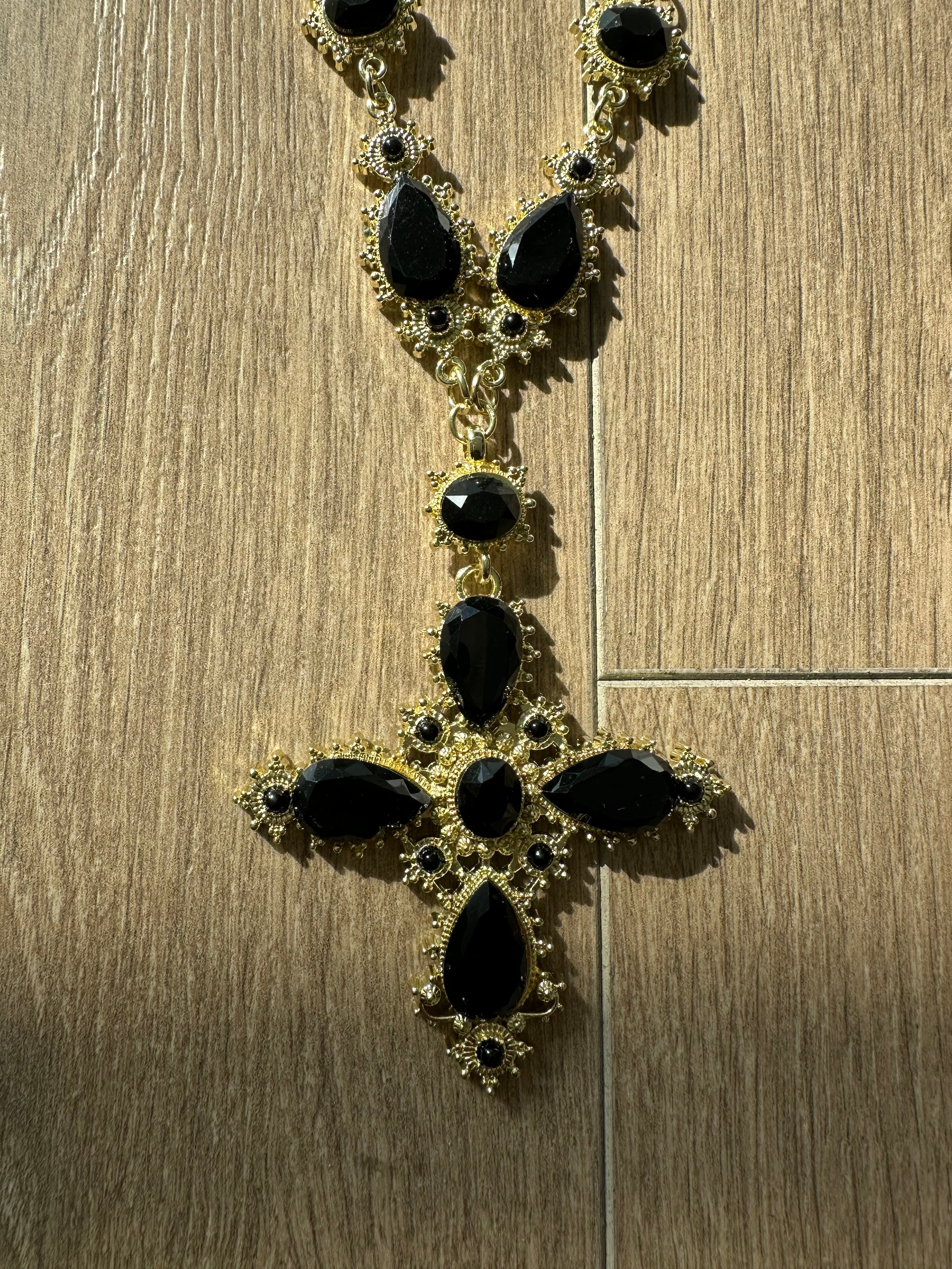 Black and gold art pendant necklace - Private property 