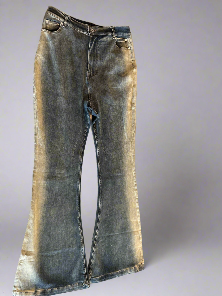 Rick Owens
Flared Blue washed denim - Private property 