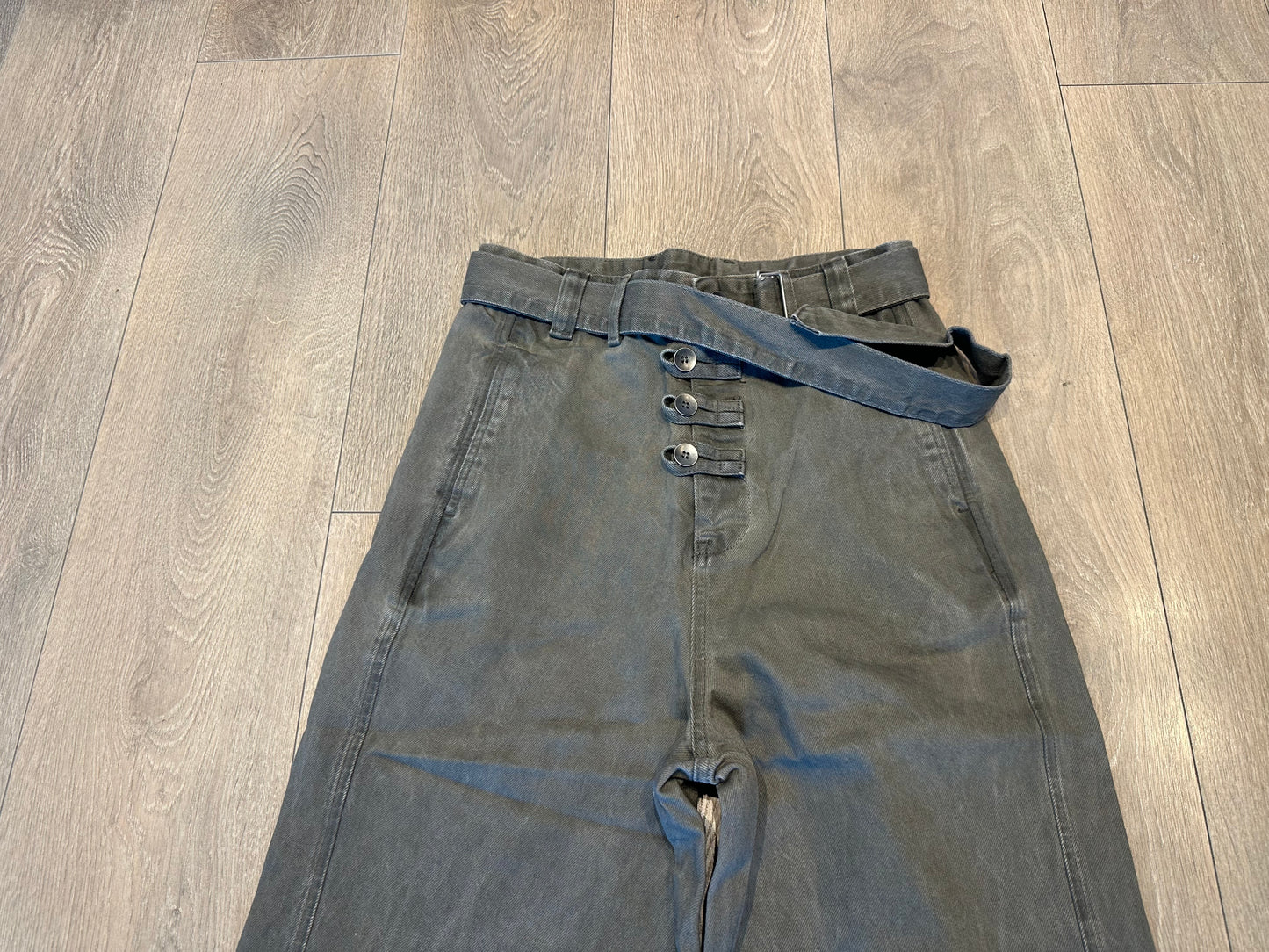 Vintage Buttoned High Waist Pants Olive washed denim - Private property 