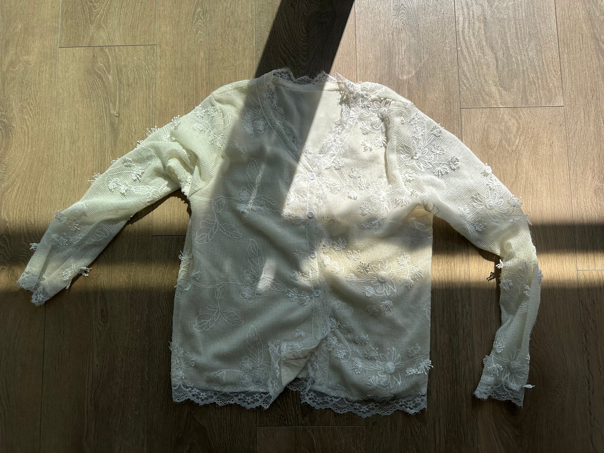 White floral button up shirt - Private property 
