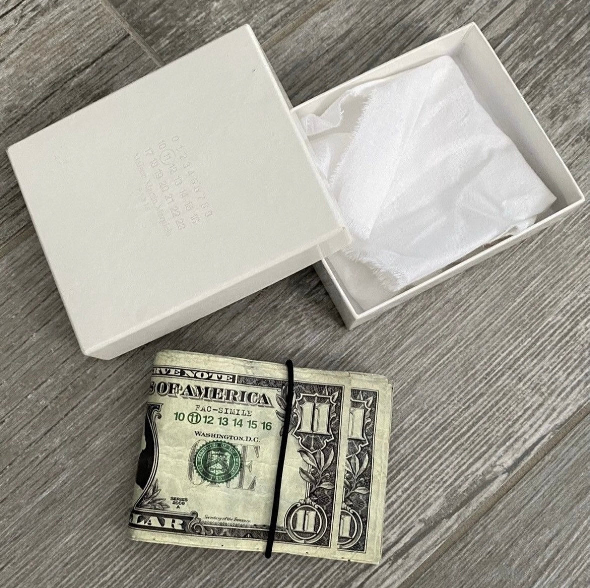 Maison Margiela $11 Dollar Bill Artisanal
Wallet - Private property 