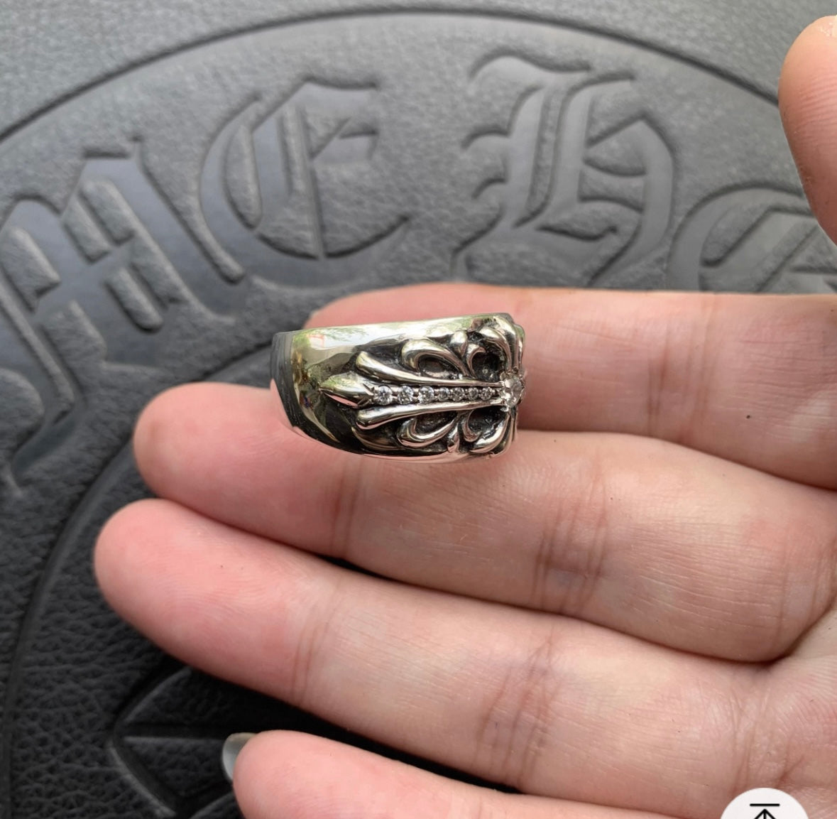 Chrome hearts rings with diamond gemstone - Private property 