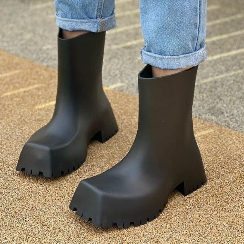 Trooper boots - Private property 