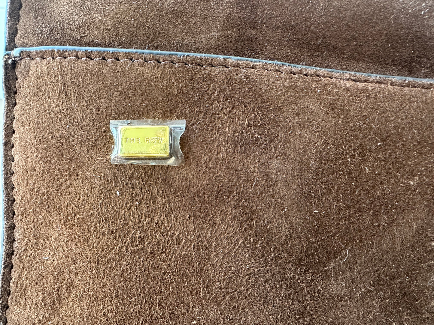 THE ROW SOFT MARGAUX 17 BAG IN SUEDE - Private property 