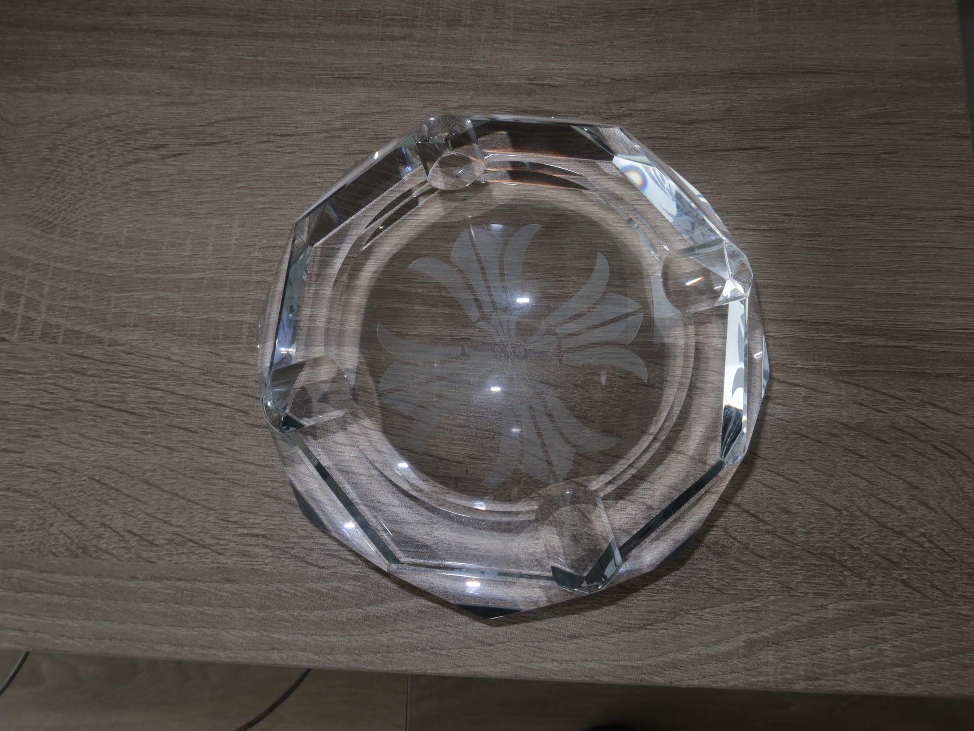 Chrome hearts baccarat glass ash tray - Private property 