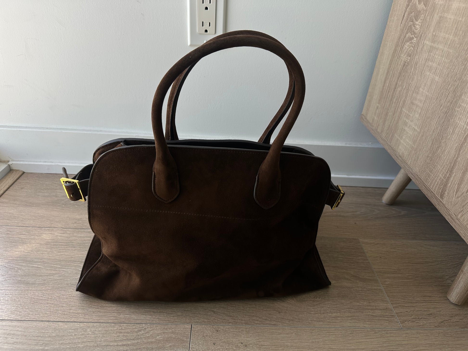 THE ROW SOFT MARGAUX 17 BAG IN SUEDE - Private property 