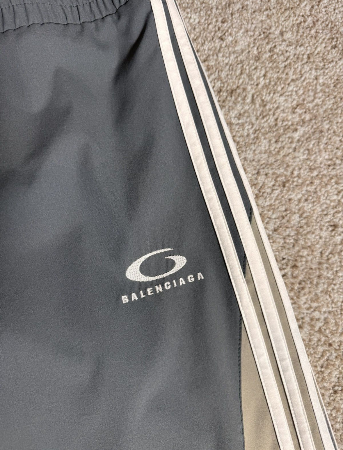 Double waisted balenciaga sweatpants - Private property 