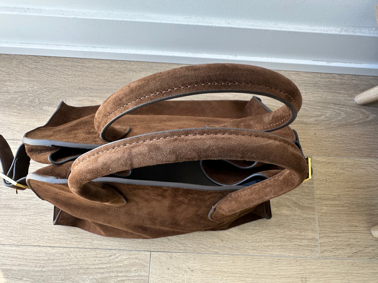 THE ROW SOFT MARGAUX 17 BAG IN SUEDE - Private property 