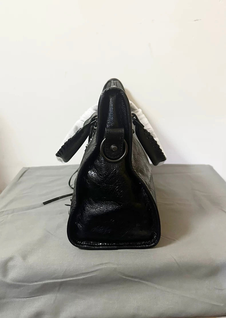 Balenciaga city leather stud bag - Private property 