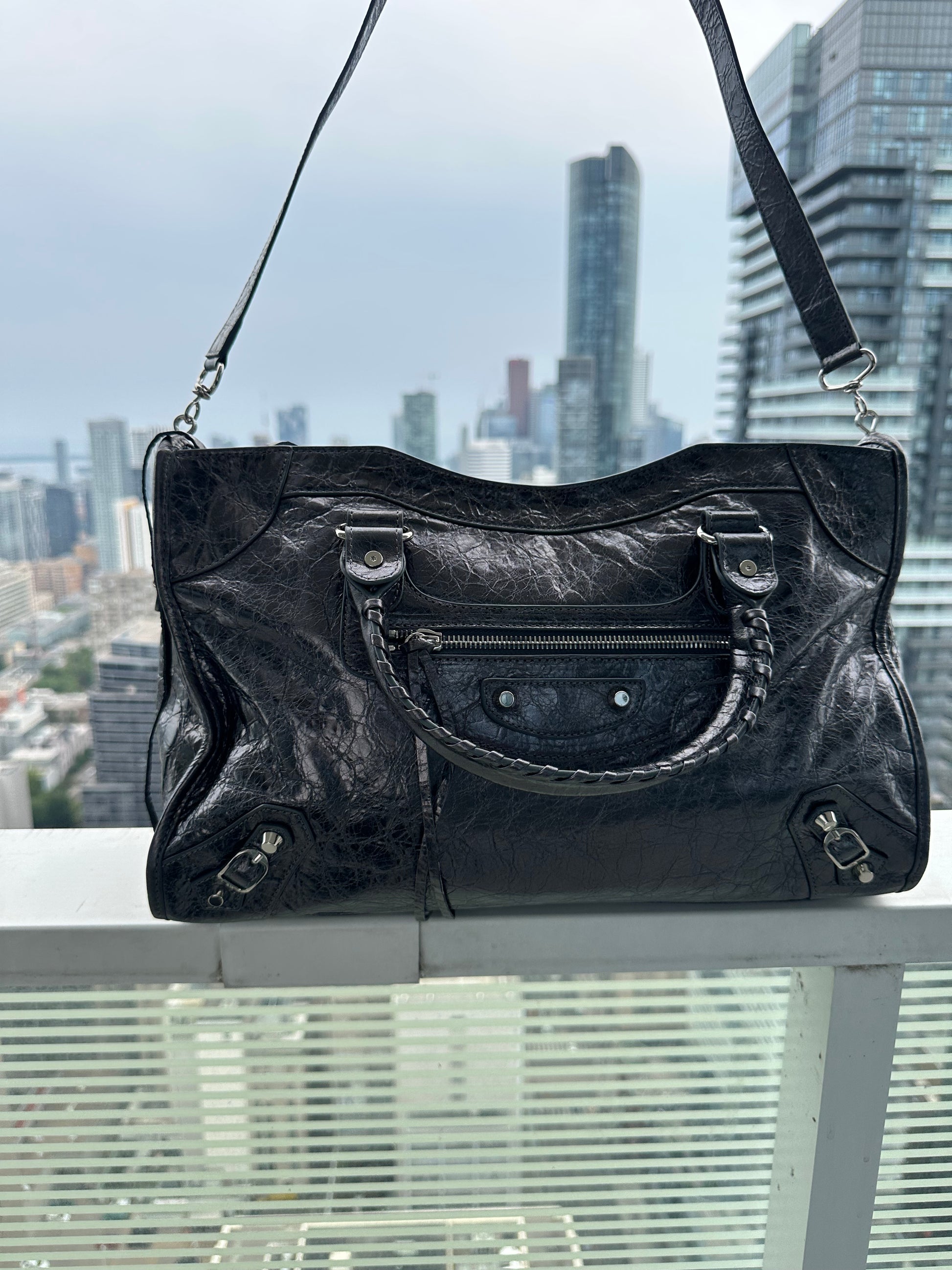 Balenciaga city leather stud bag - Private property 