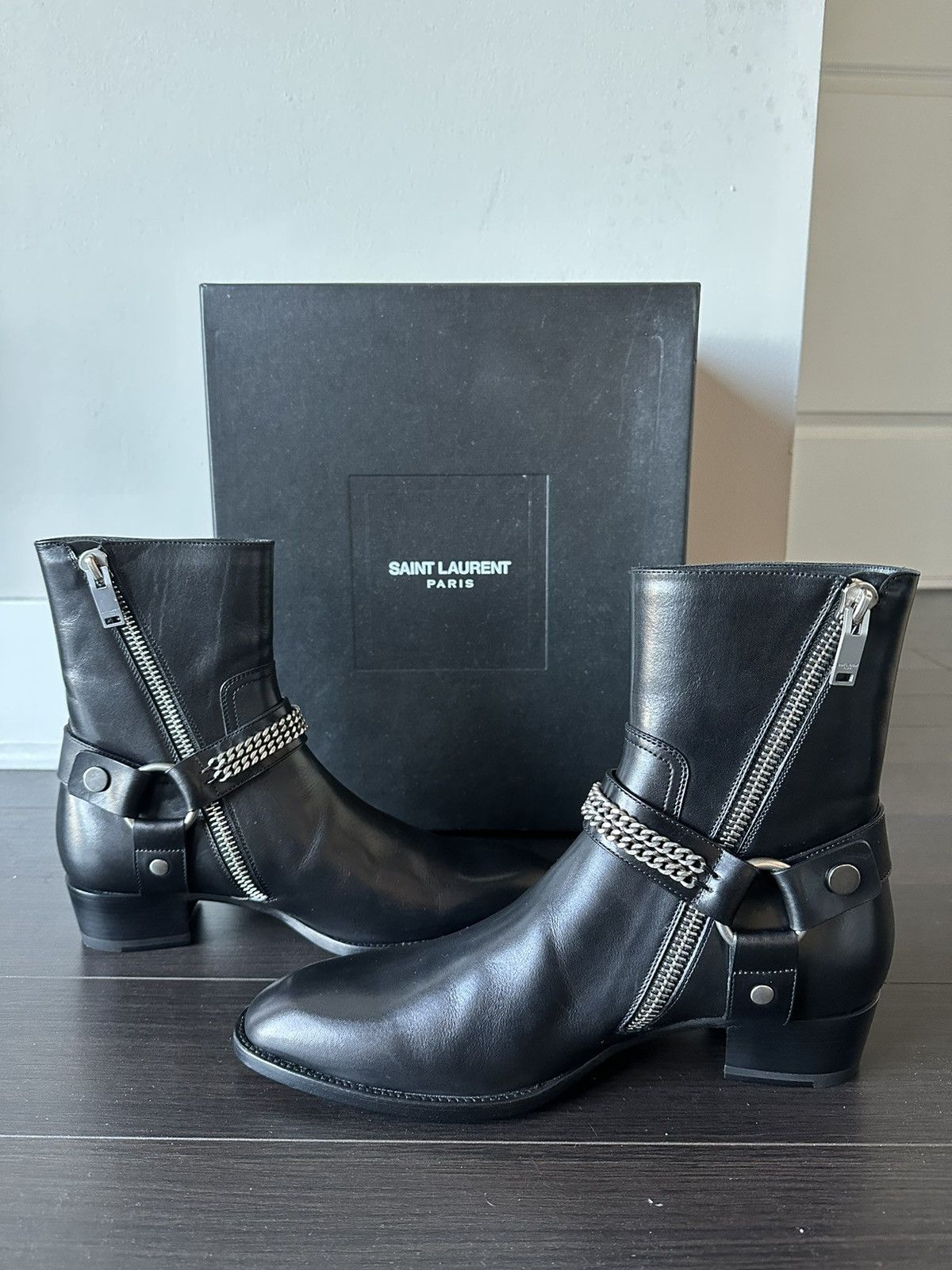 Black ysl Leather Harness Boots - Private property 