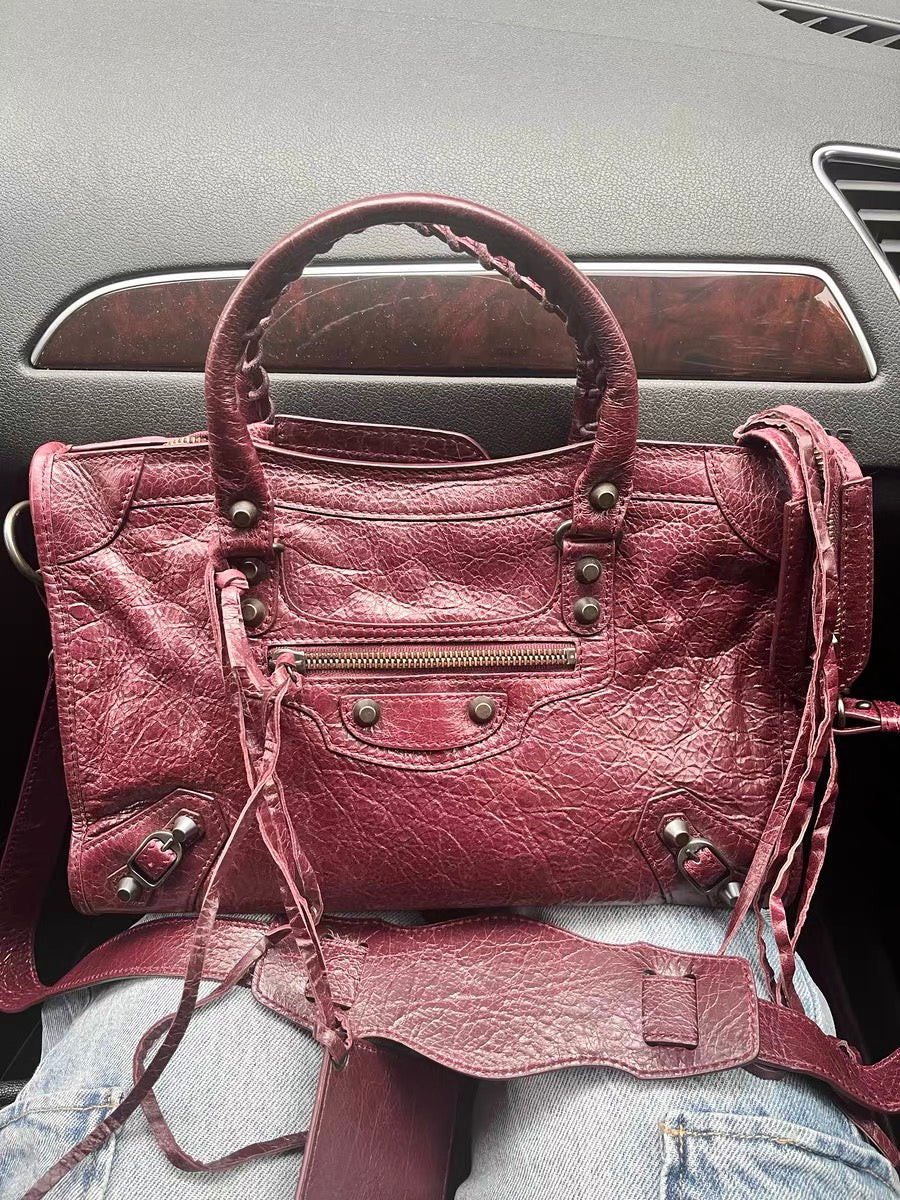 Balenciaga city leather stud bag - Private property 