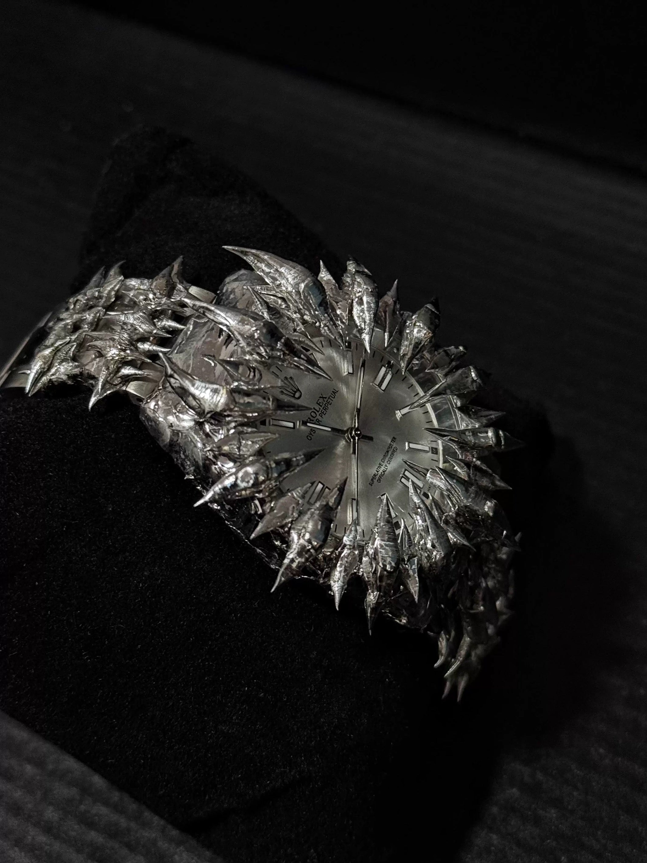 Archive frost watches - Private property 