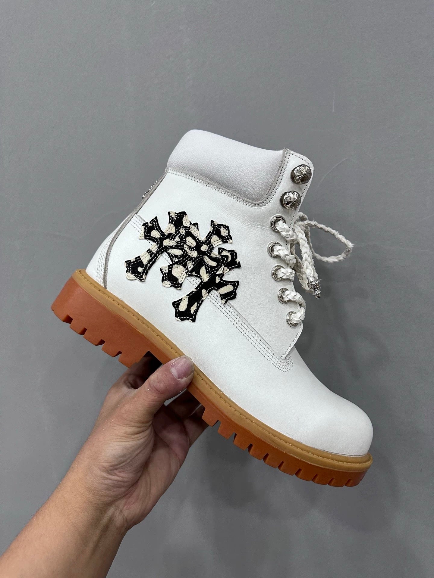 Snow leopard chrome   boots - Private property 