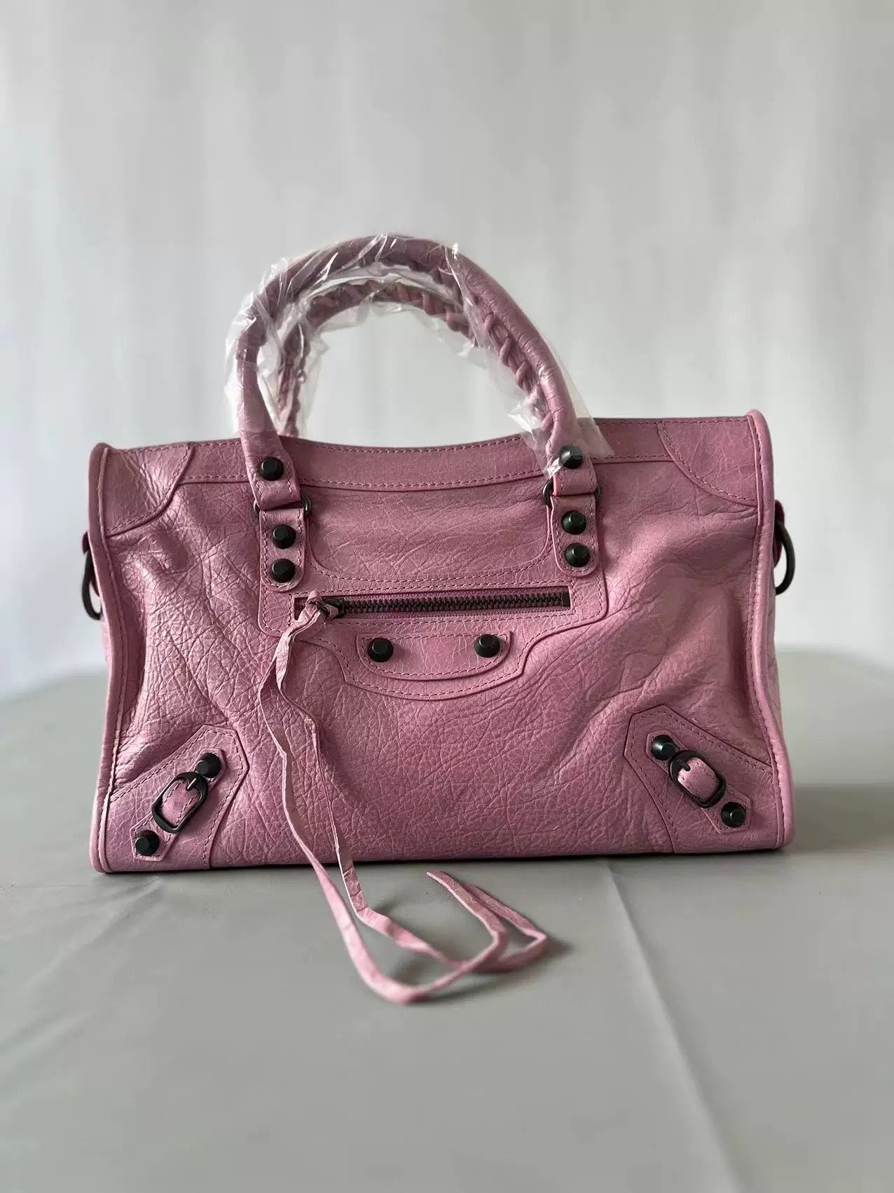 Balenciaga city leather stud bag - Private property 