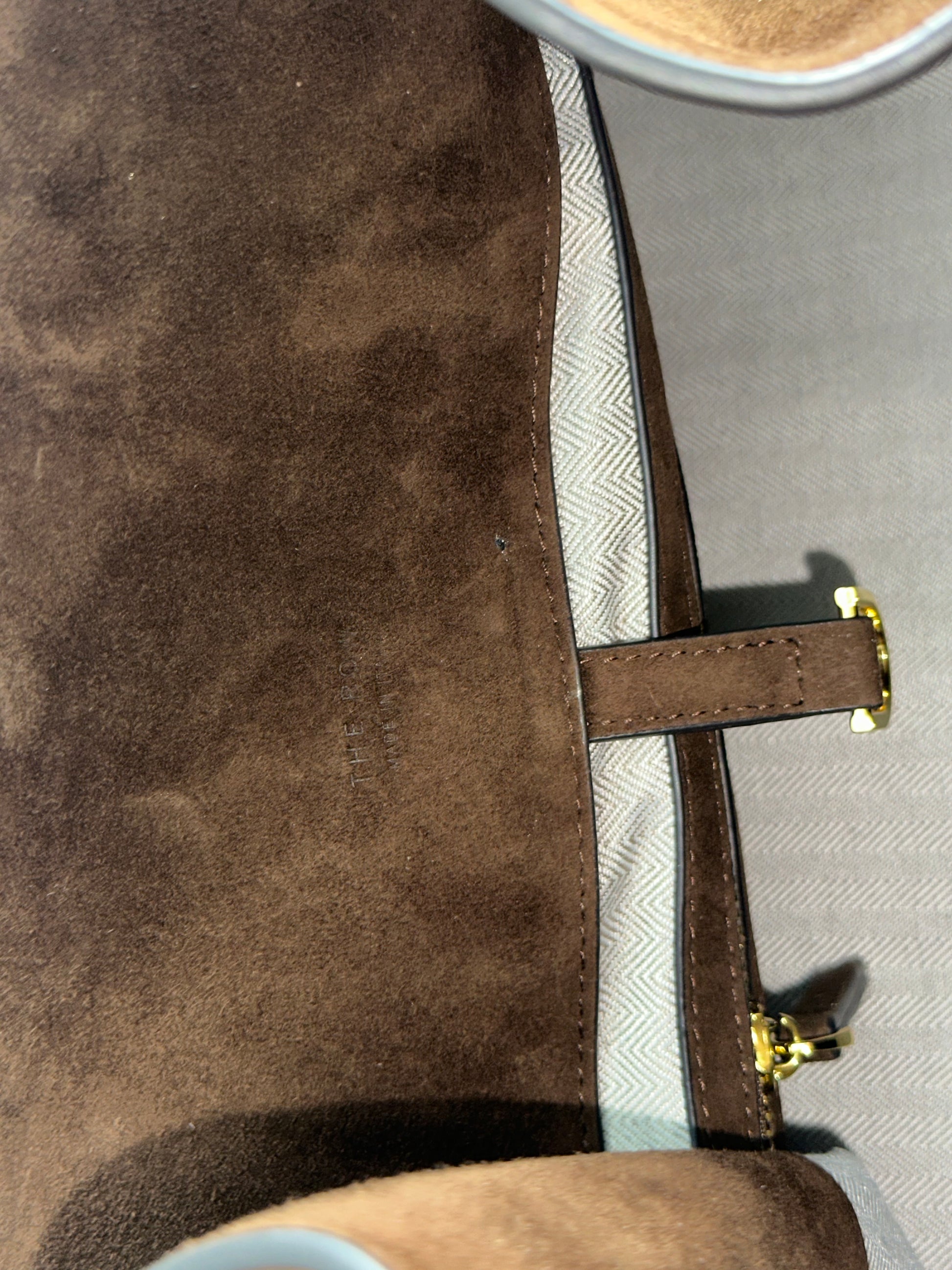 THE ROW SOFT MARGAUX 17 BAG IN SUEDE - Private property 