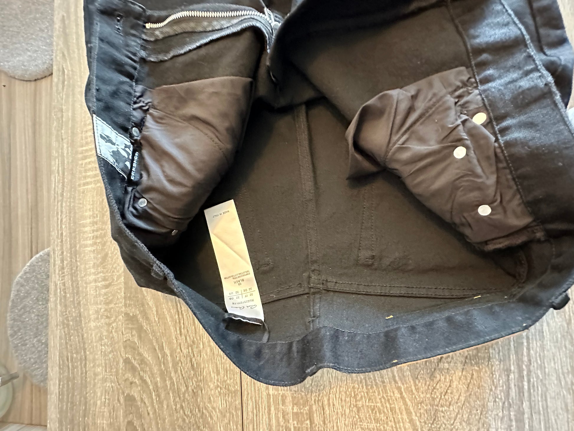 Rick Owen’s black flared jeans - Private property 