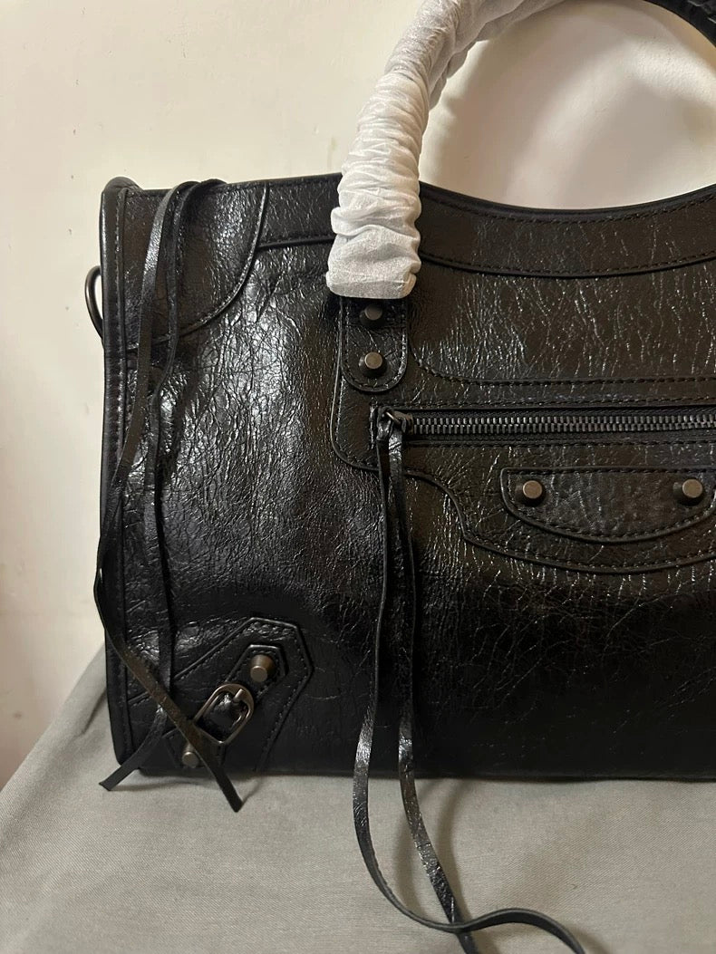 Balenciaga city leather stud bag - Private property 