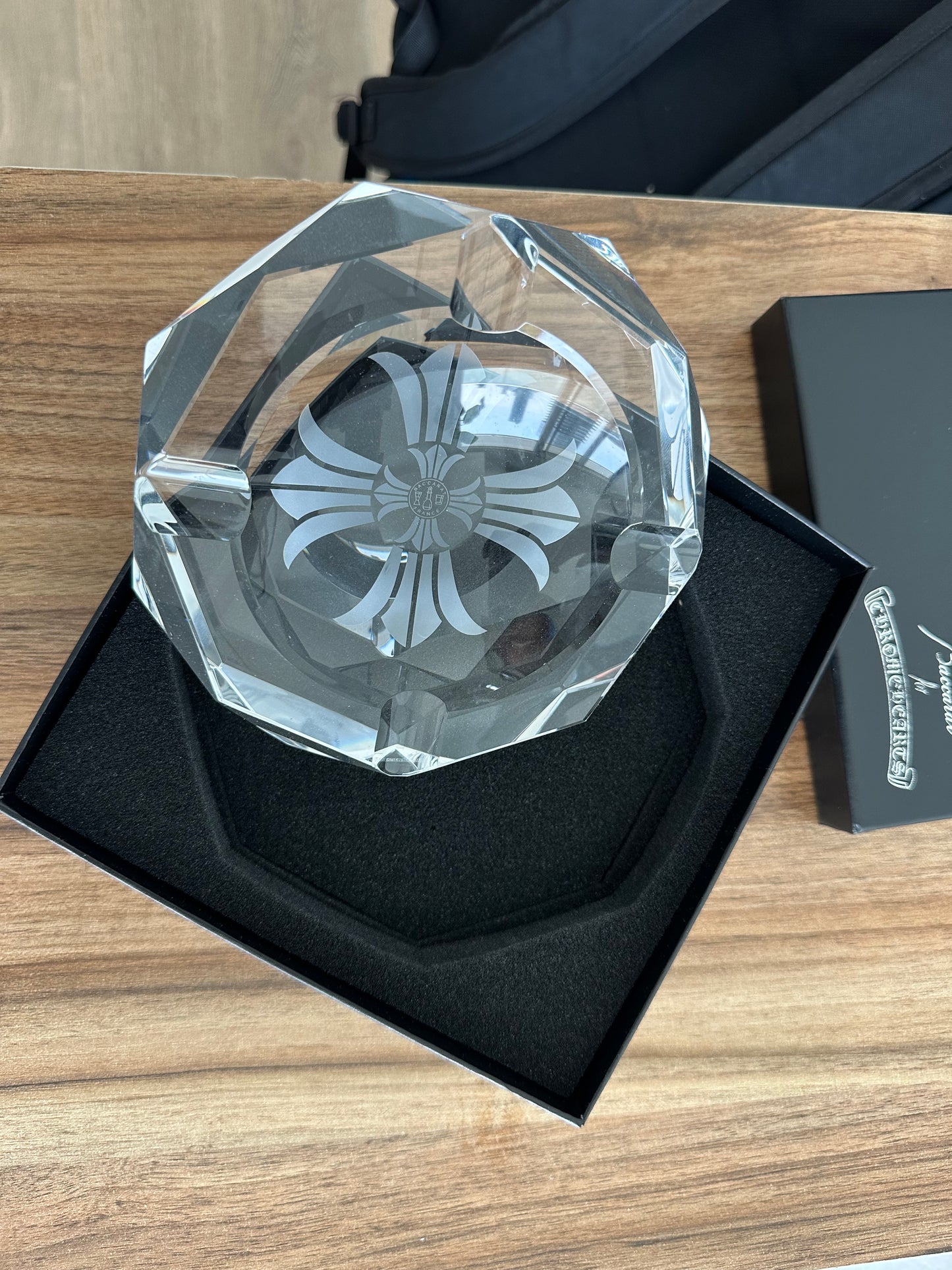 Chrome hearts baccarat glass ash tray - Private property 