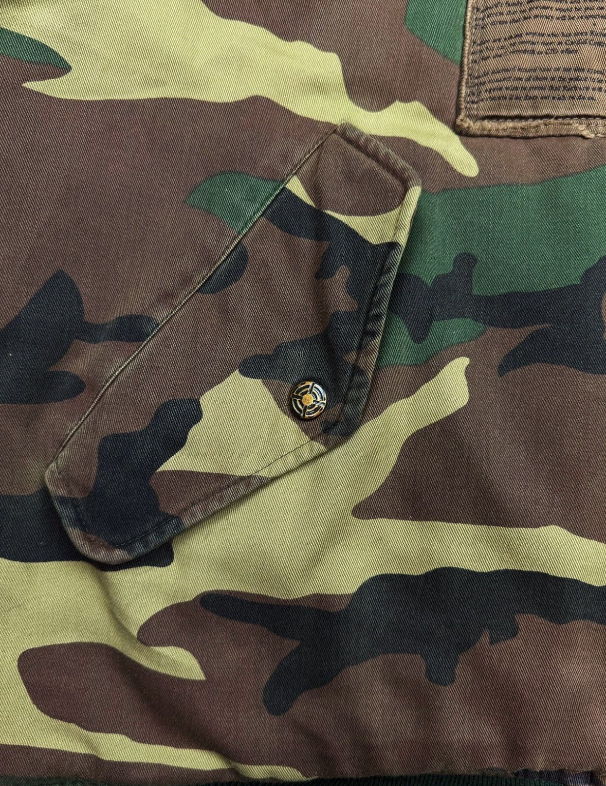 AW01 Raf Simons Riot Riot Camouflage
Patched Bomber Jacket - Private property 
