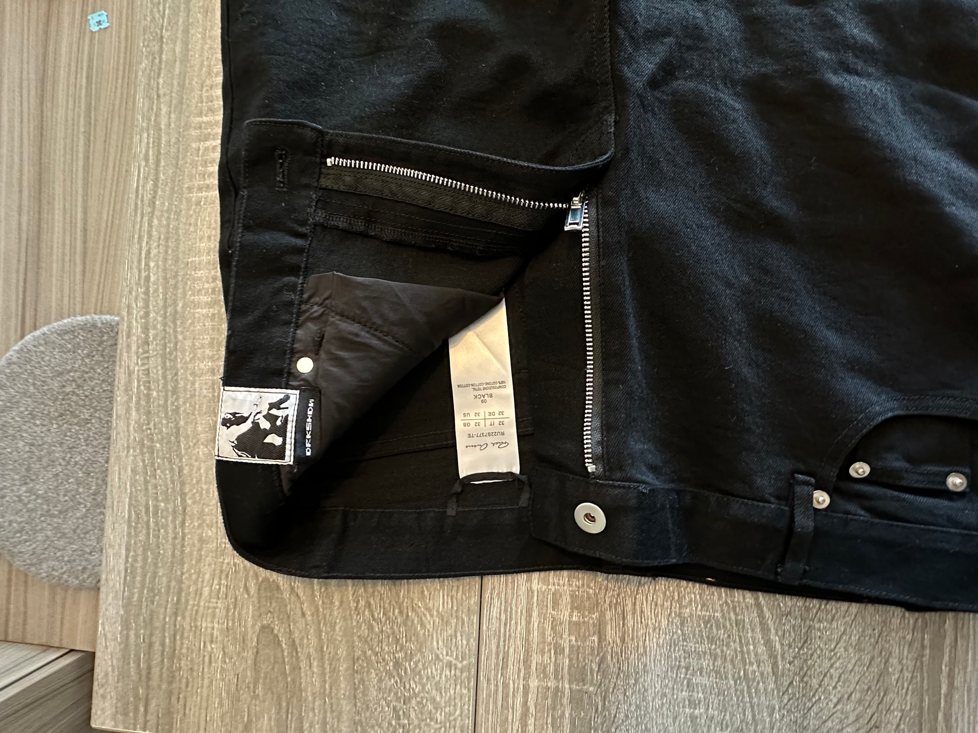 Rick Owen’s black flared jeans - Private property 