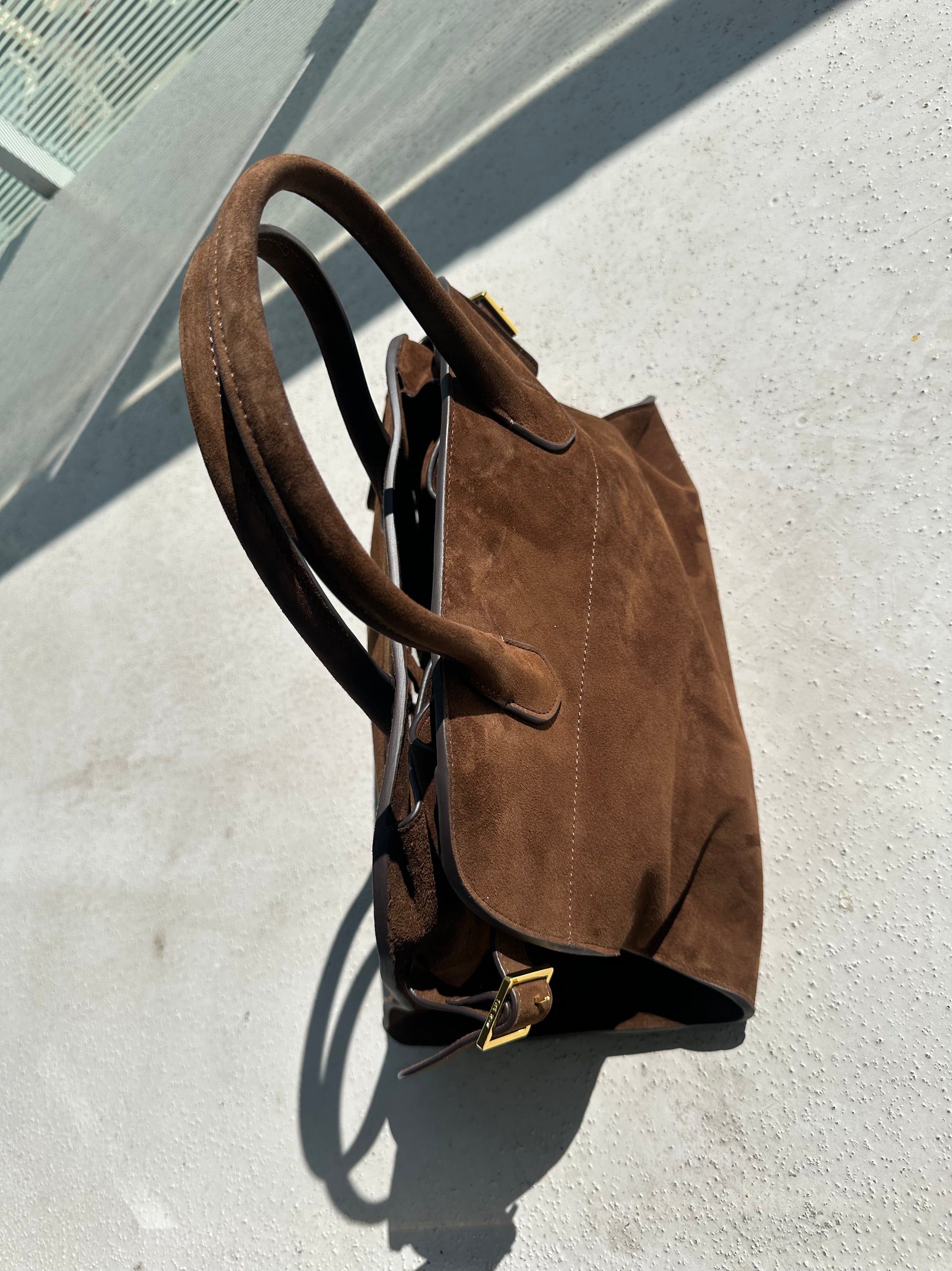 THE ROW SOFT MARGAUX 17 BAG IN SUEDE - Private property 