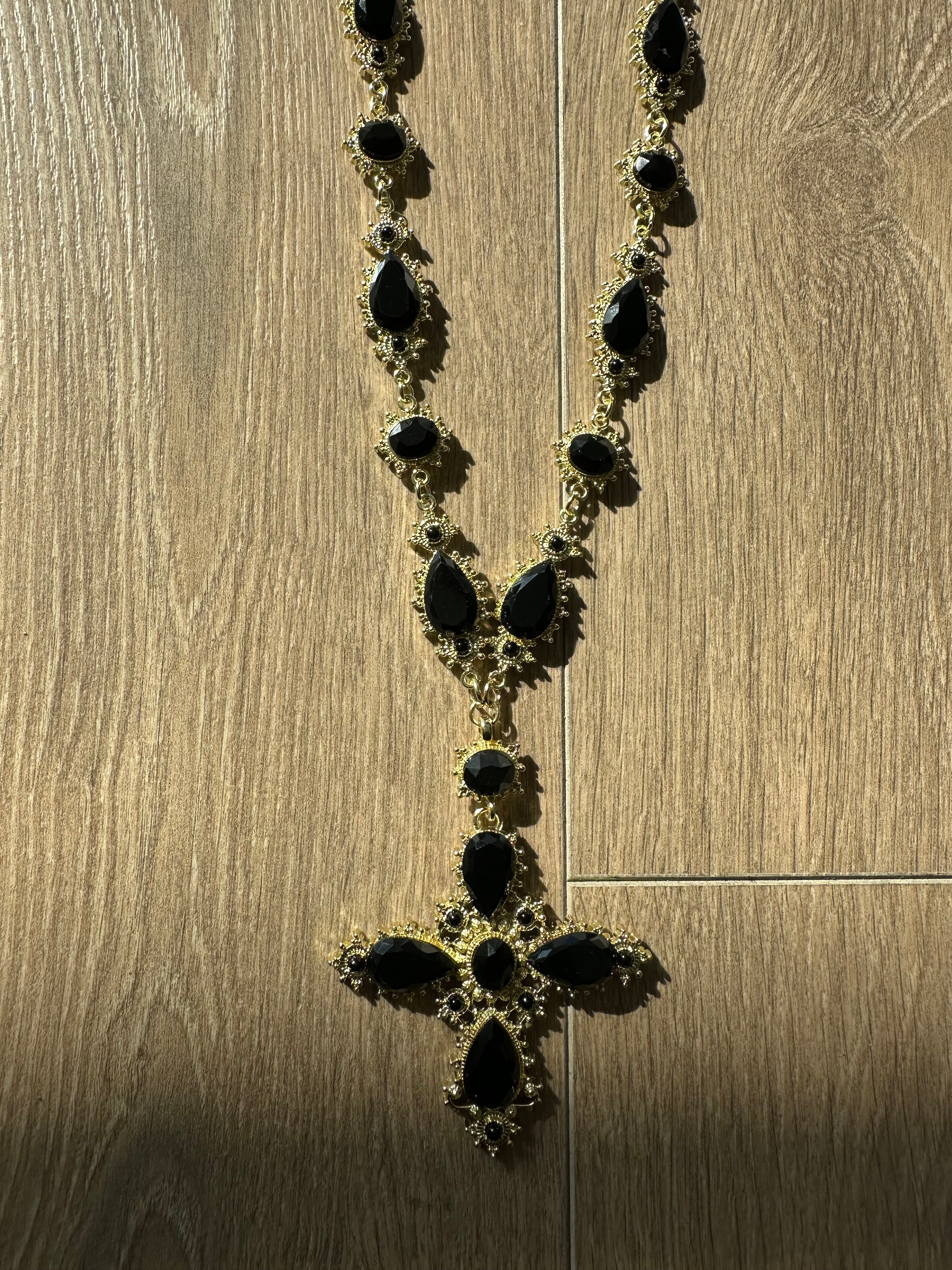 Black and gold art pendant necklace - Private property 