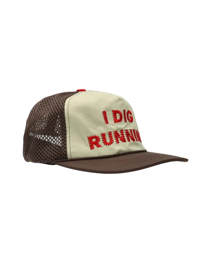 I dig running trucker hat - Private property 