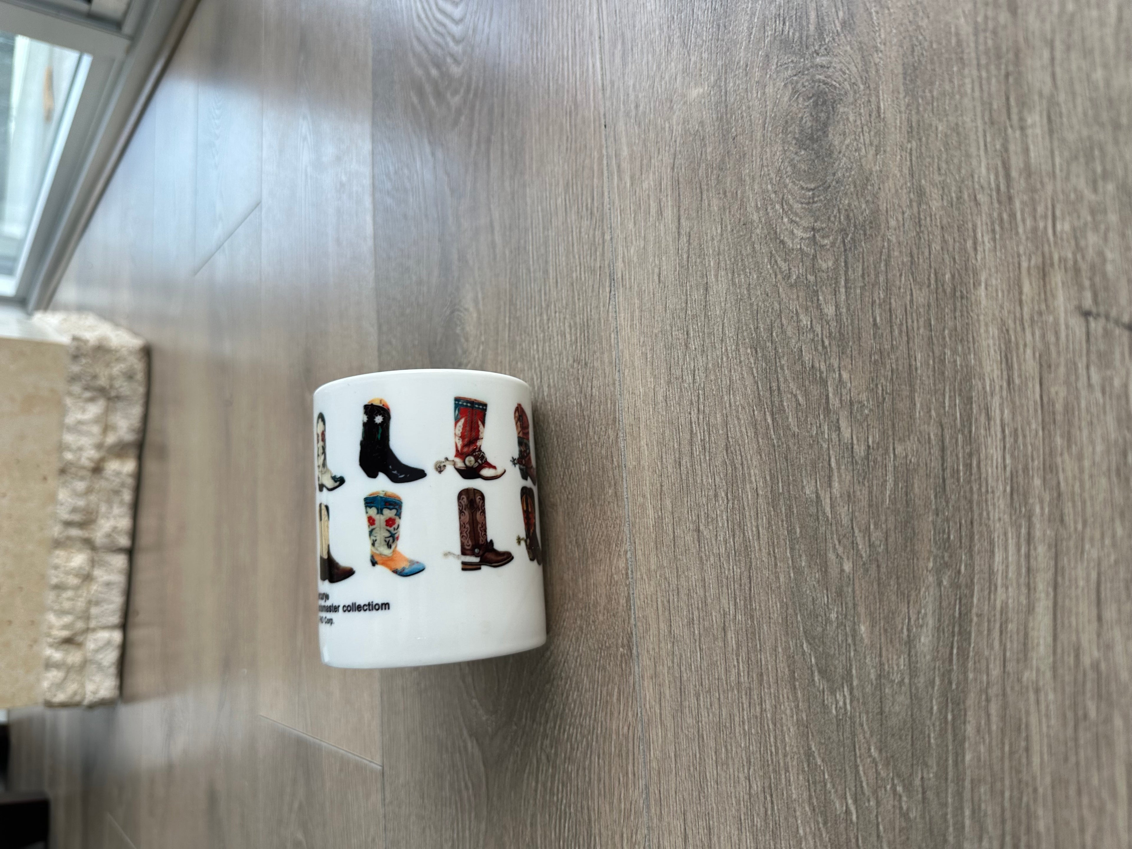 Vintage boots graph mug *limited only* - Private property 