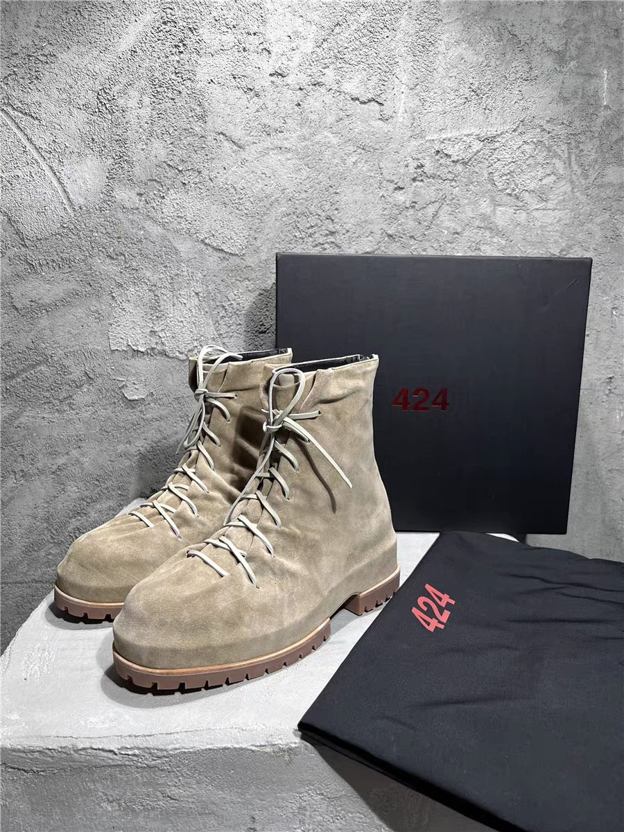 Archive 424 suede boots - Private property 