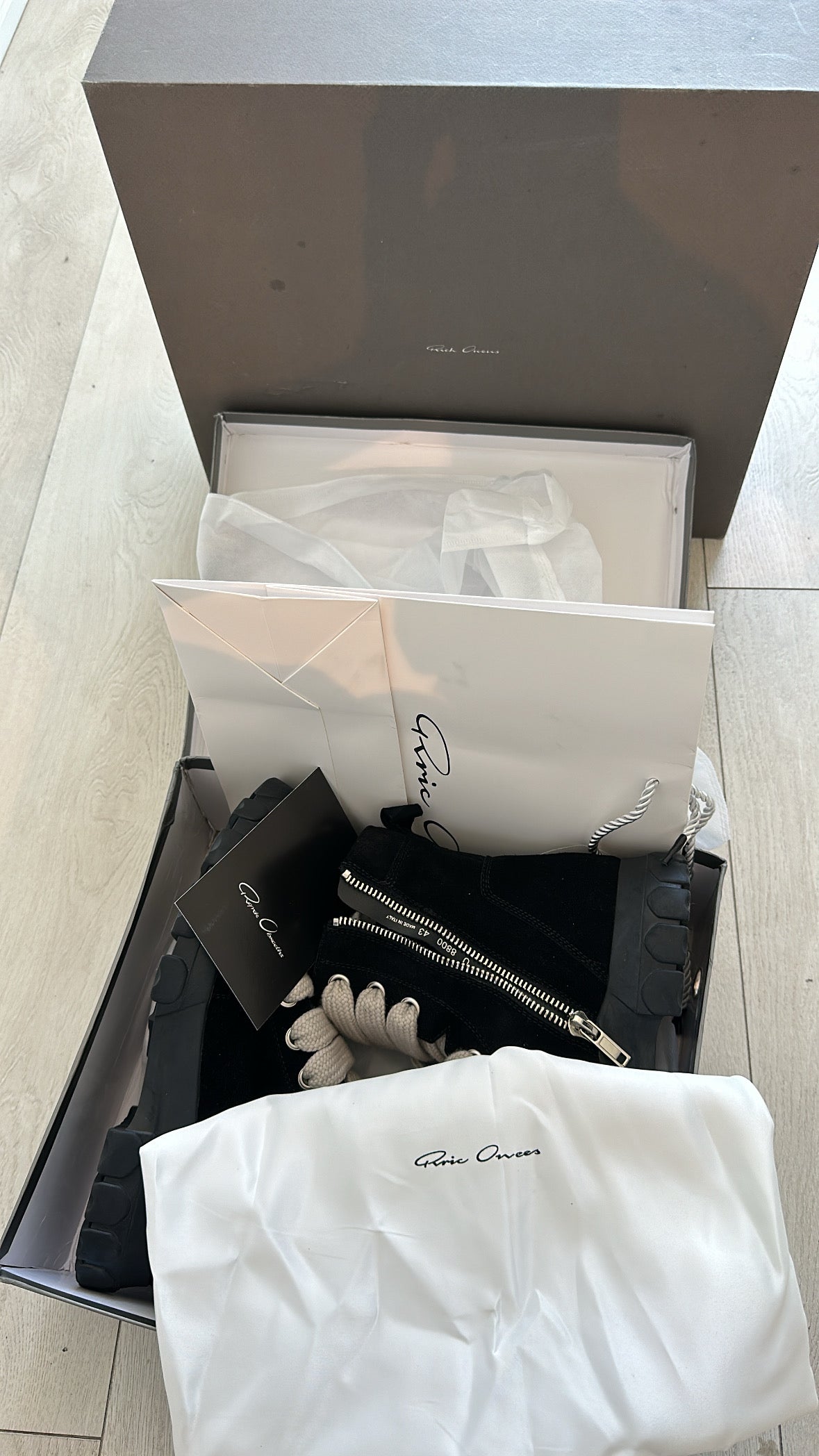 Rick Owens bozo boots - Private property 