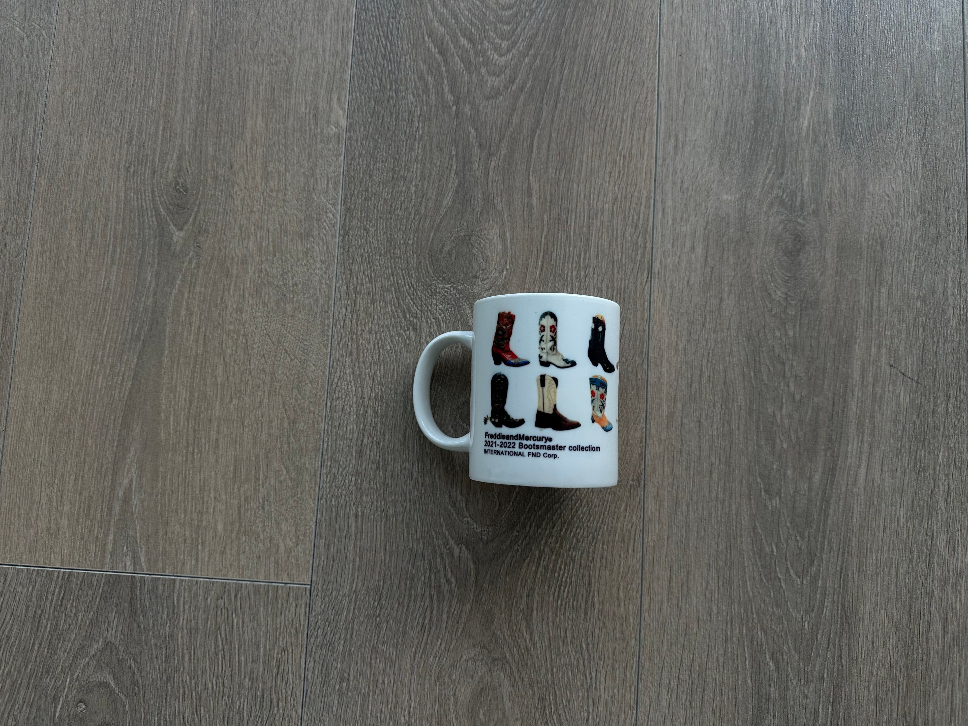 Vintage boots graph mug *limited only* - Private property 